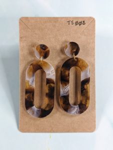 tortoiseshell resin earrings 008